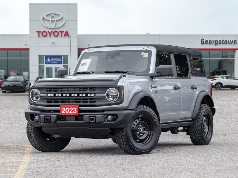 Silver 2023 Ford Bronco Black Diamond 4-Door 4WD SUV / Crossover Four-Wheel Drive Automatic