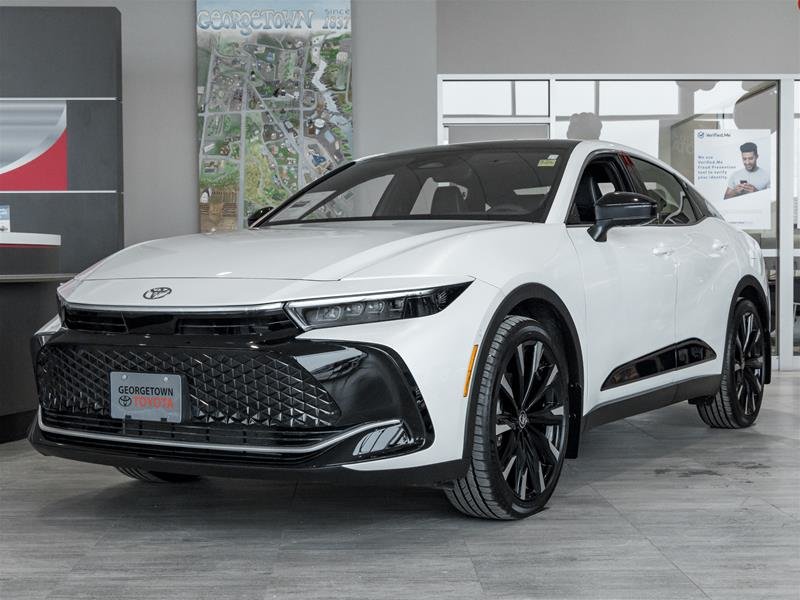 2026 Toyota Crown Platinum AWD