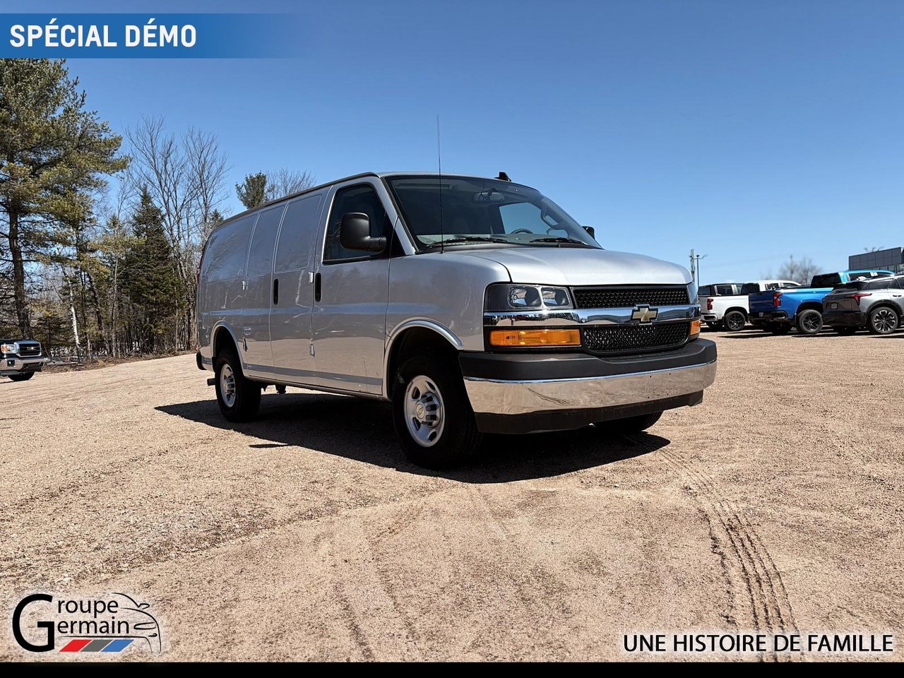 2024 Chevrolet Express Cargo 3500 RWD