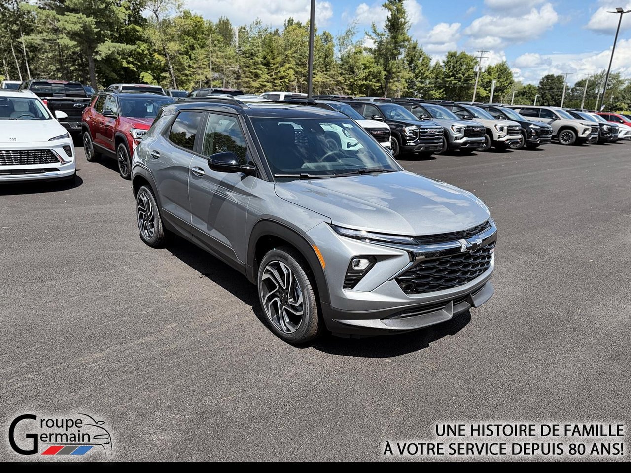 Gray (Sterling Grey Metallic with Apex Red two-tone roof) 2026 Chevrolet Trailblazer SUV / Crossover Four-Wheel Drive Automatic