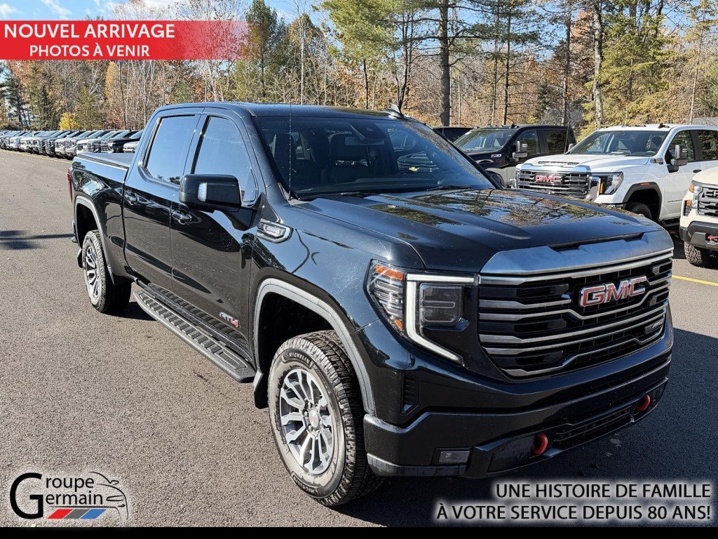 Black (NOIR ONYX) 2022 GMC Sierra 1500 Pickup Truck Four-Wheel Drive Automatic