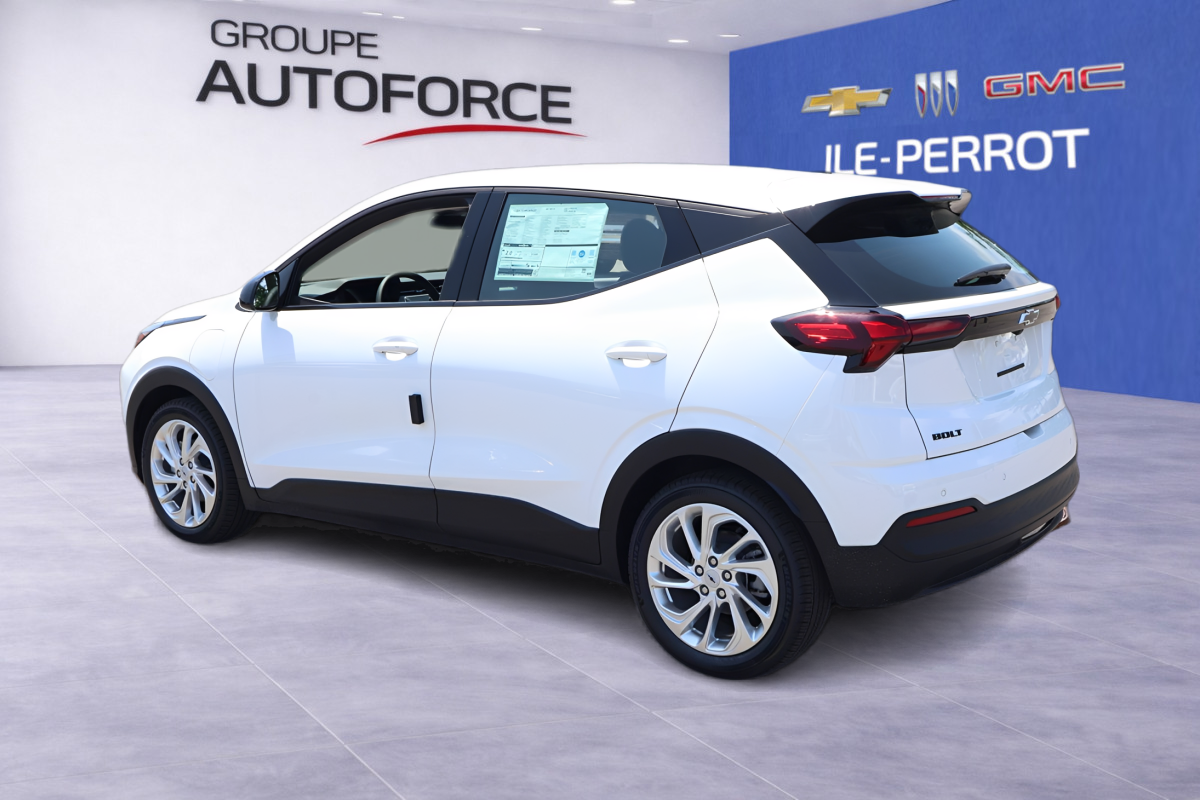 Chevrolet Bolt 2027
