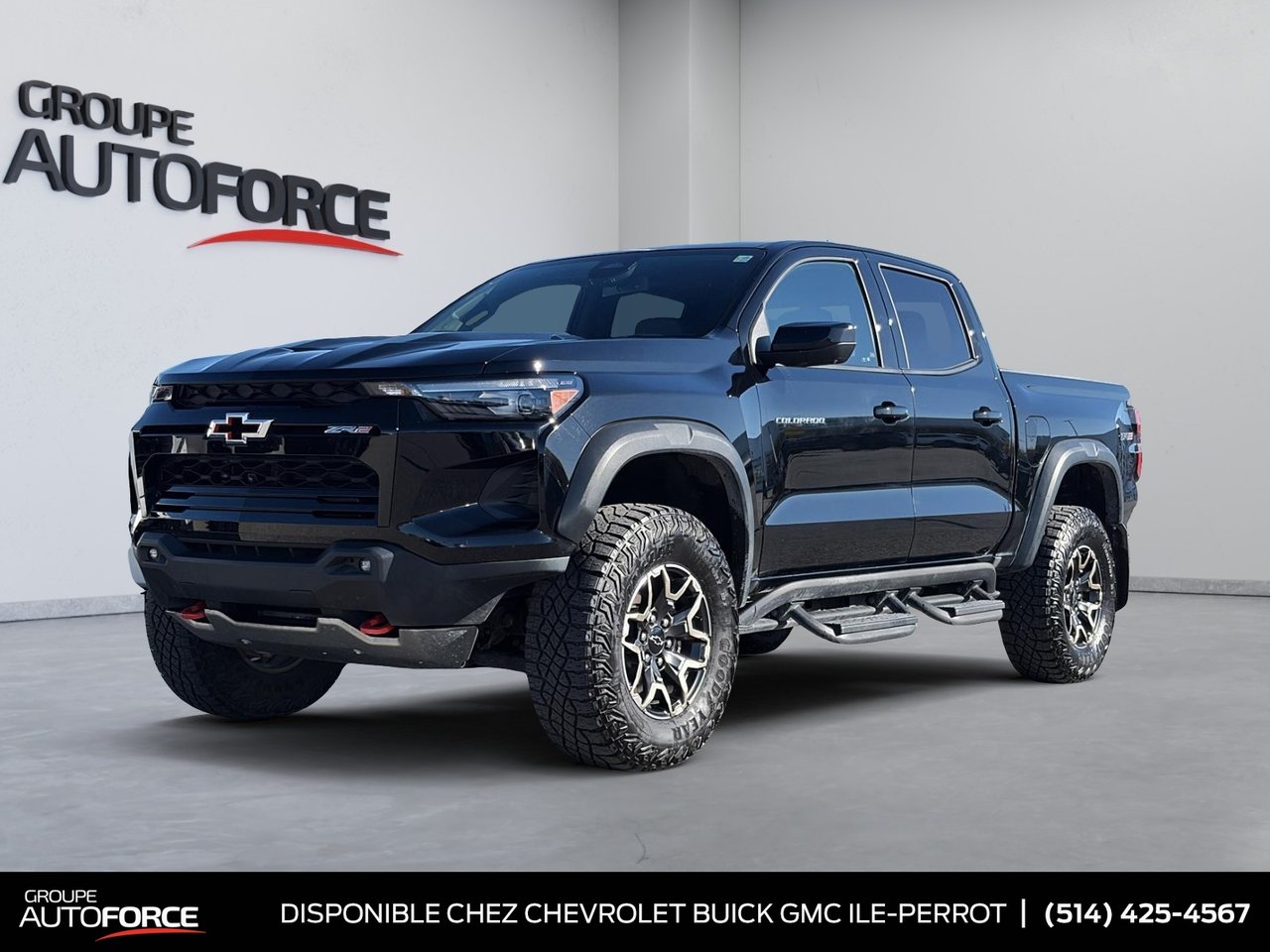 Black 2024 Chevrolet Colorado Pickup Truck Four-Wheel Drive Automatic