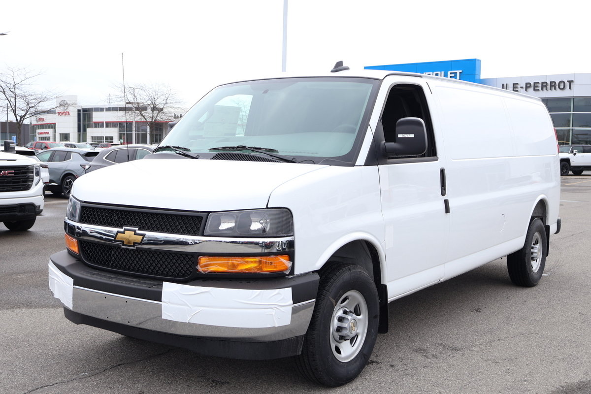 Chevrolet Express Cargo 2025