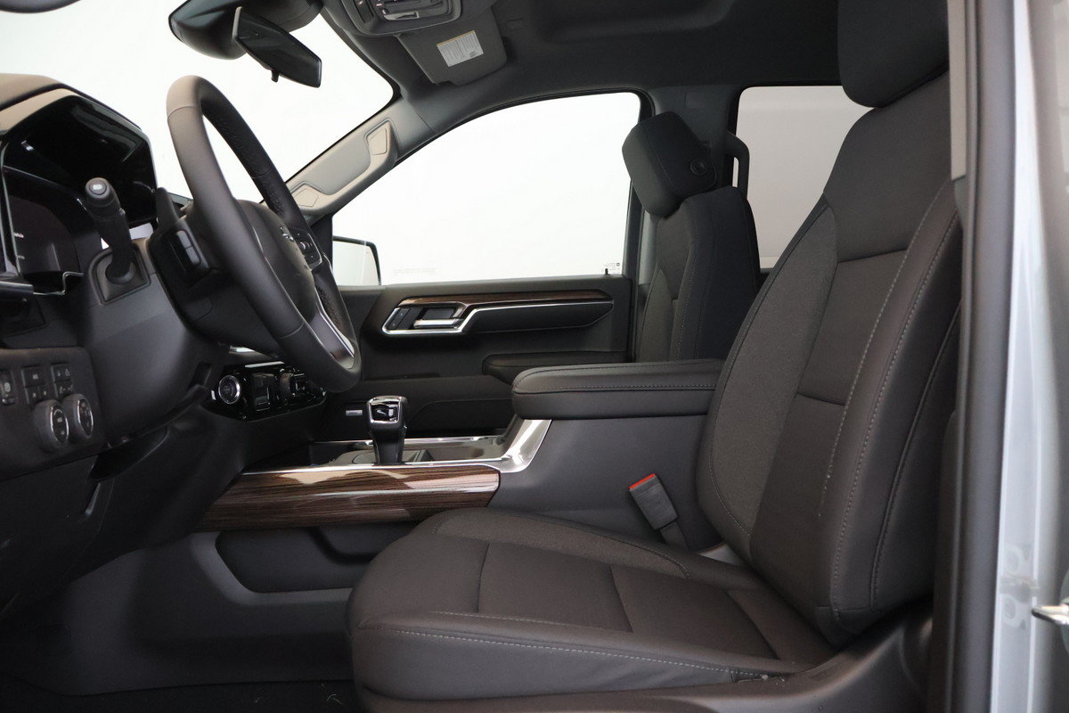 Chevrolet Silverado 1500 LTD 2026