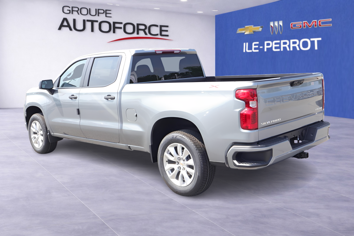 Chevrolet Silverado 1500 LTD 2026