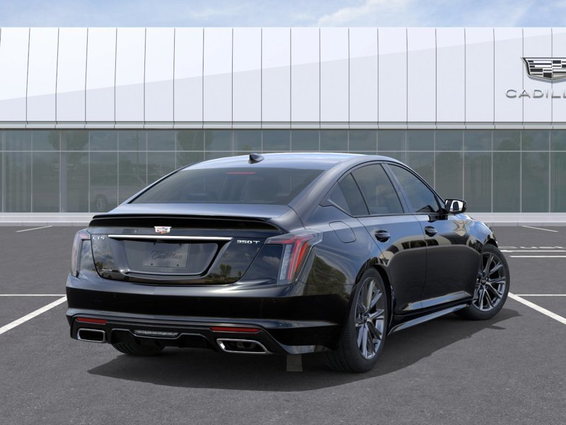 Cadillac CT5 2026