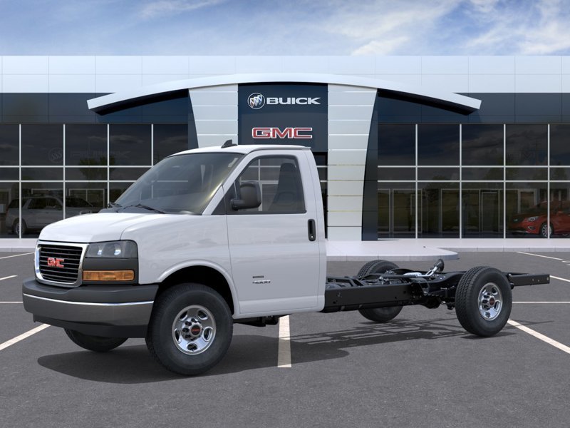 2026 GMC Savana Cutaway