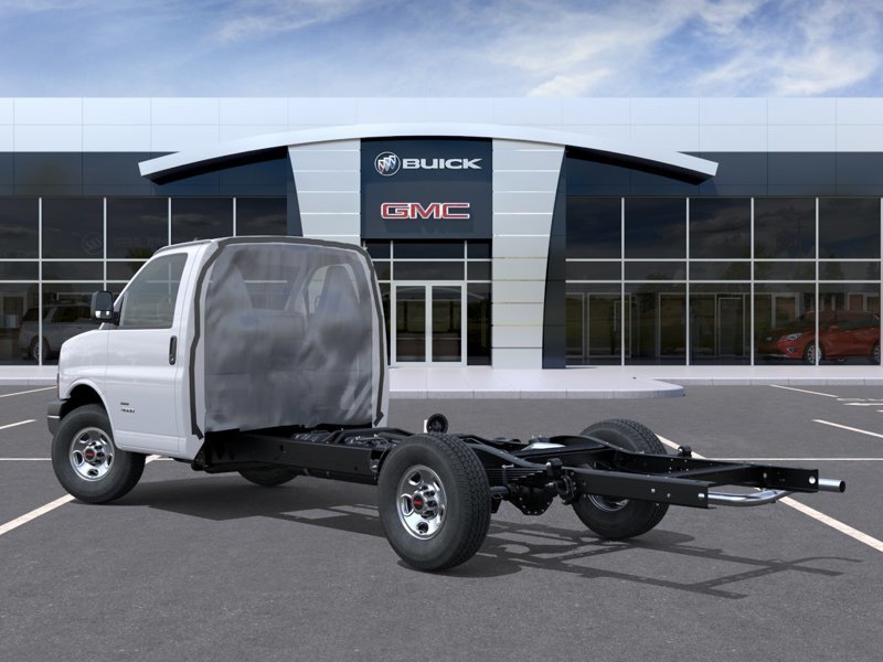 2026 GMC Savana Cutaway