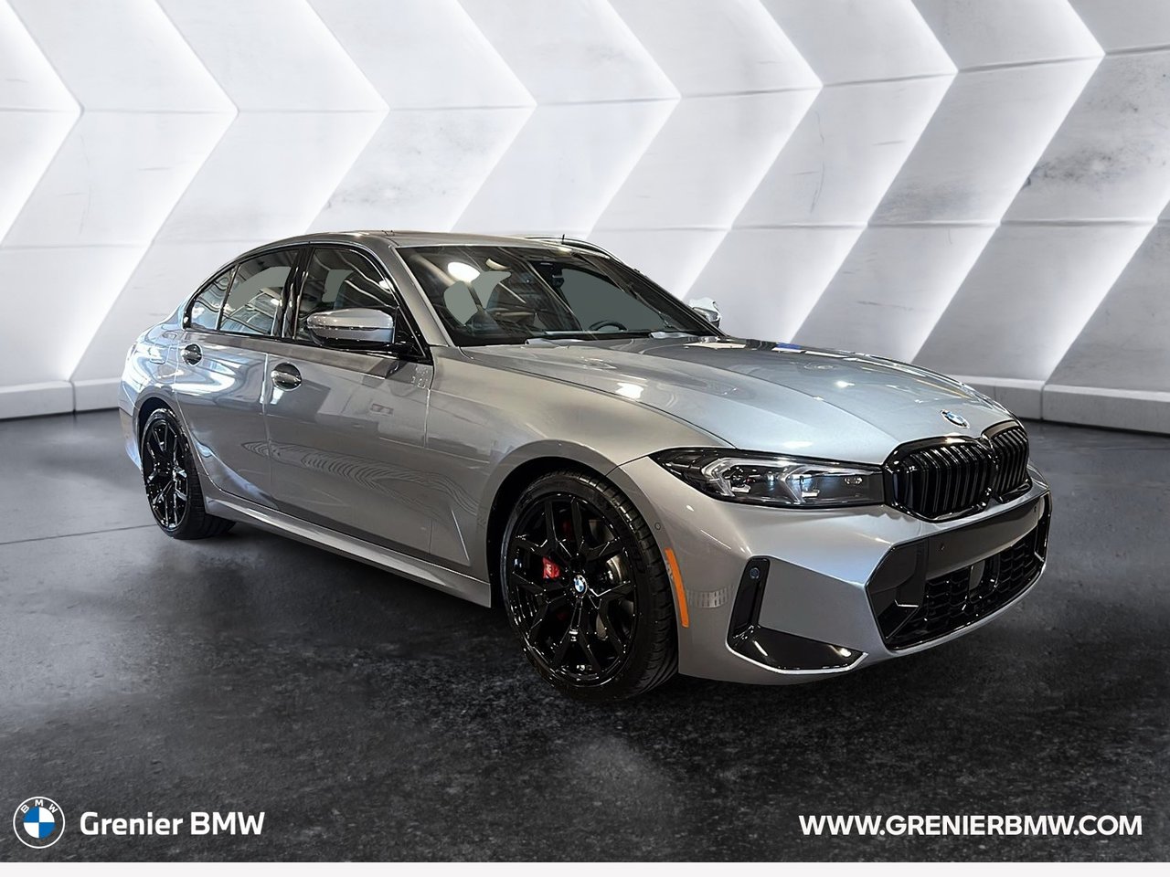 BMW 3 Series 330i xDrive 2025