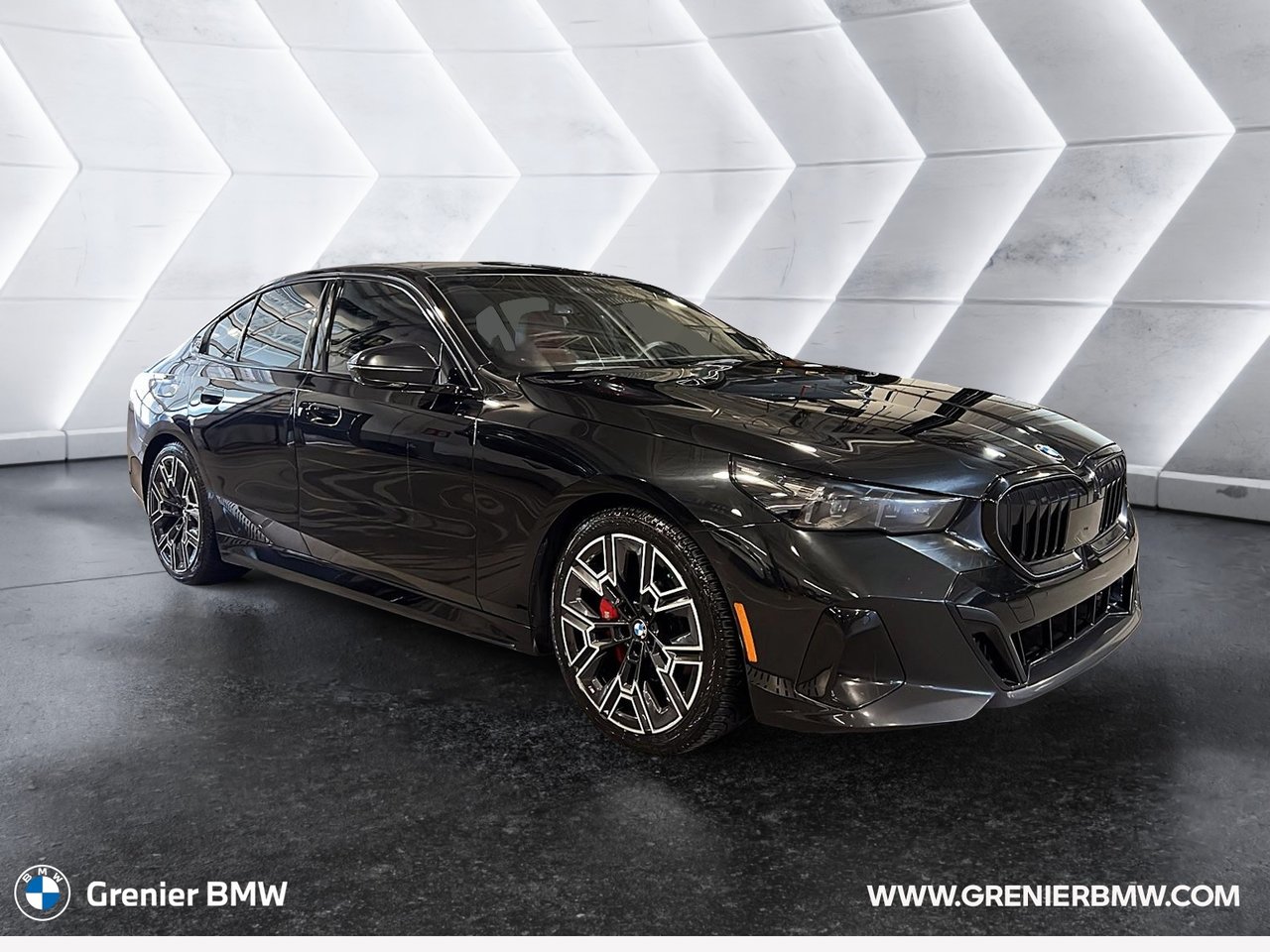 BMW 5 Series 530i xDrive AWD 2024