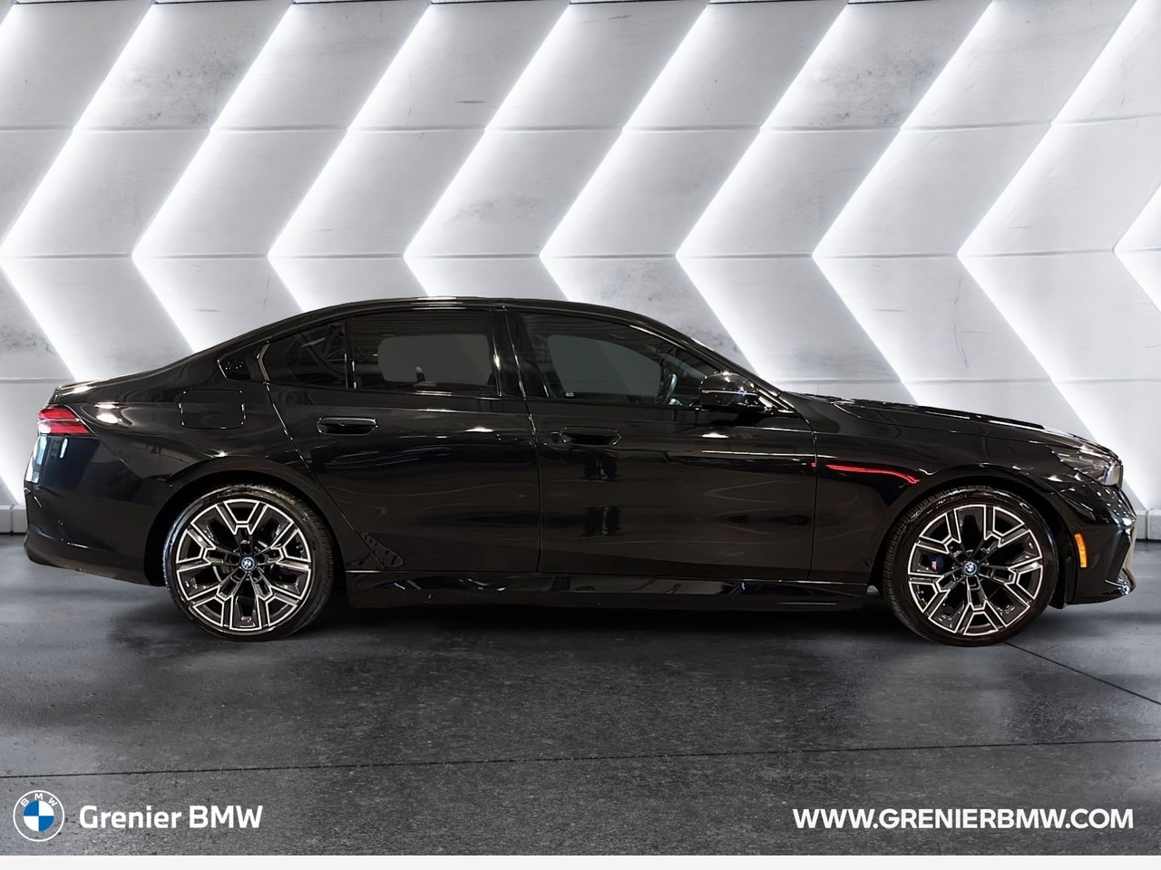 2025 BMW i5