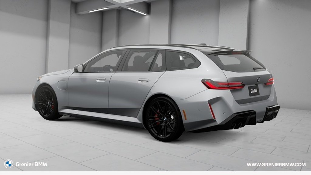 BMW M5 2027