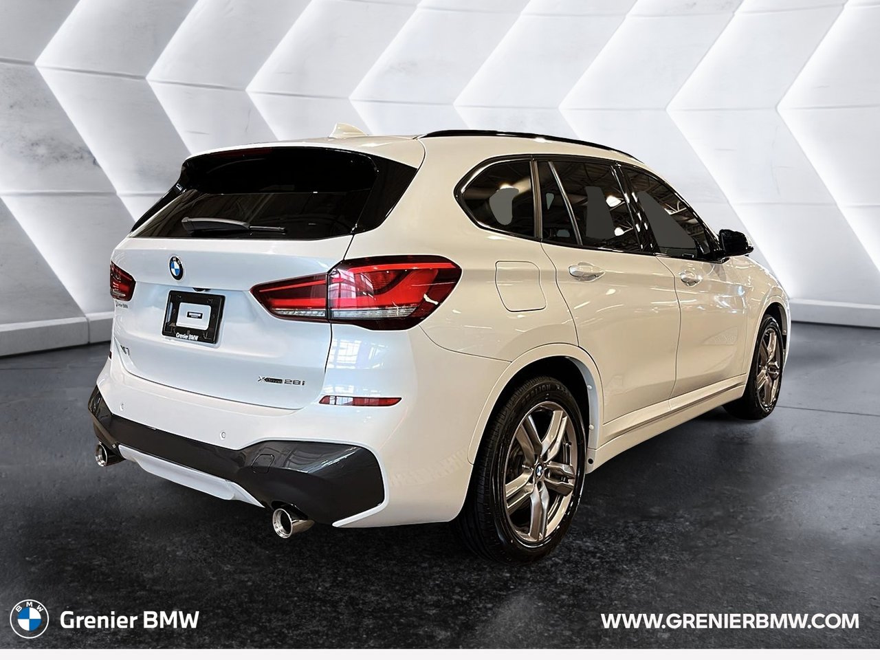 2022 BMW X1