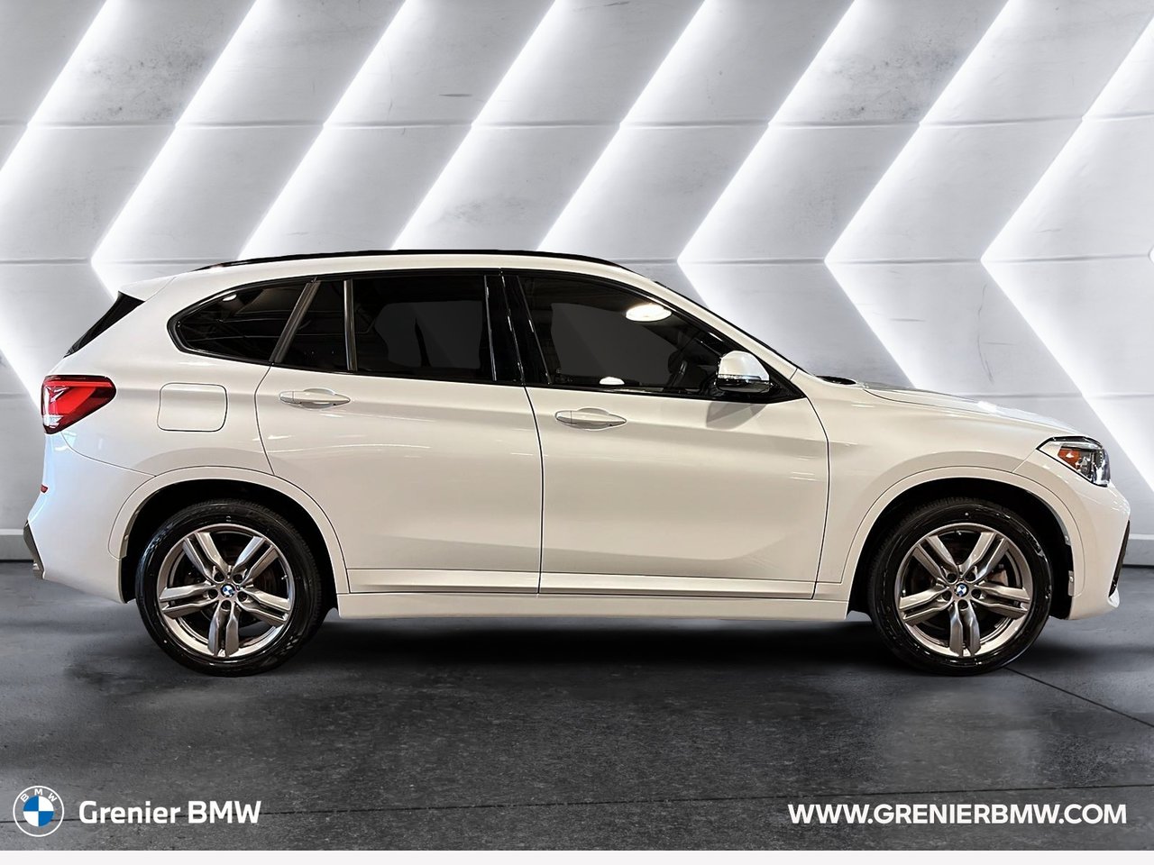 2022 BMW X1