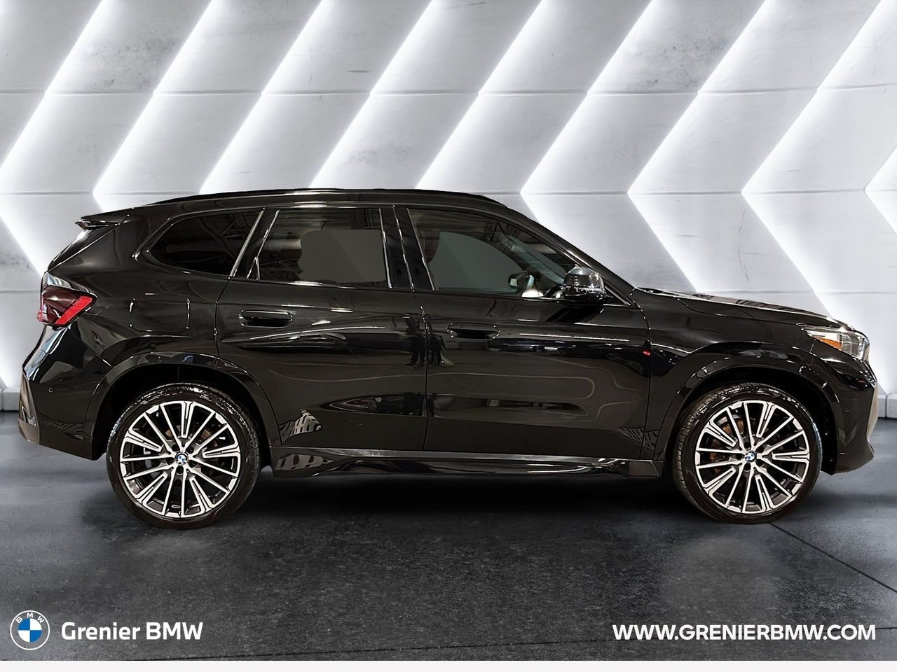 2023 BMW X1