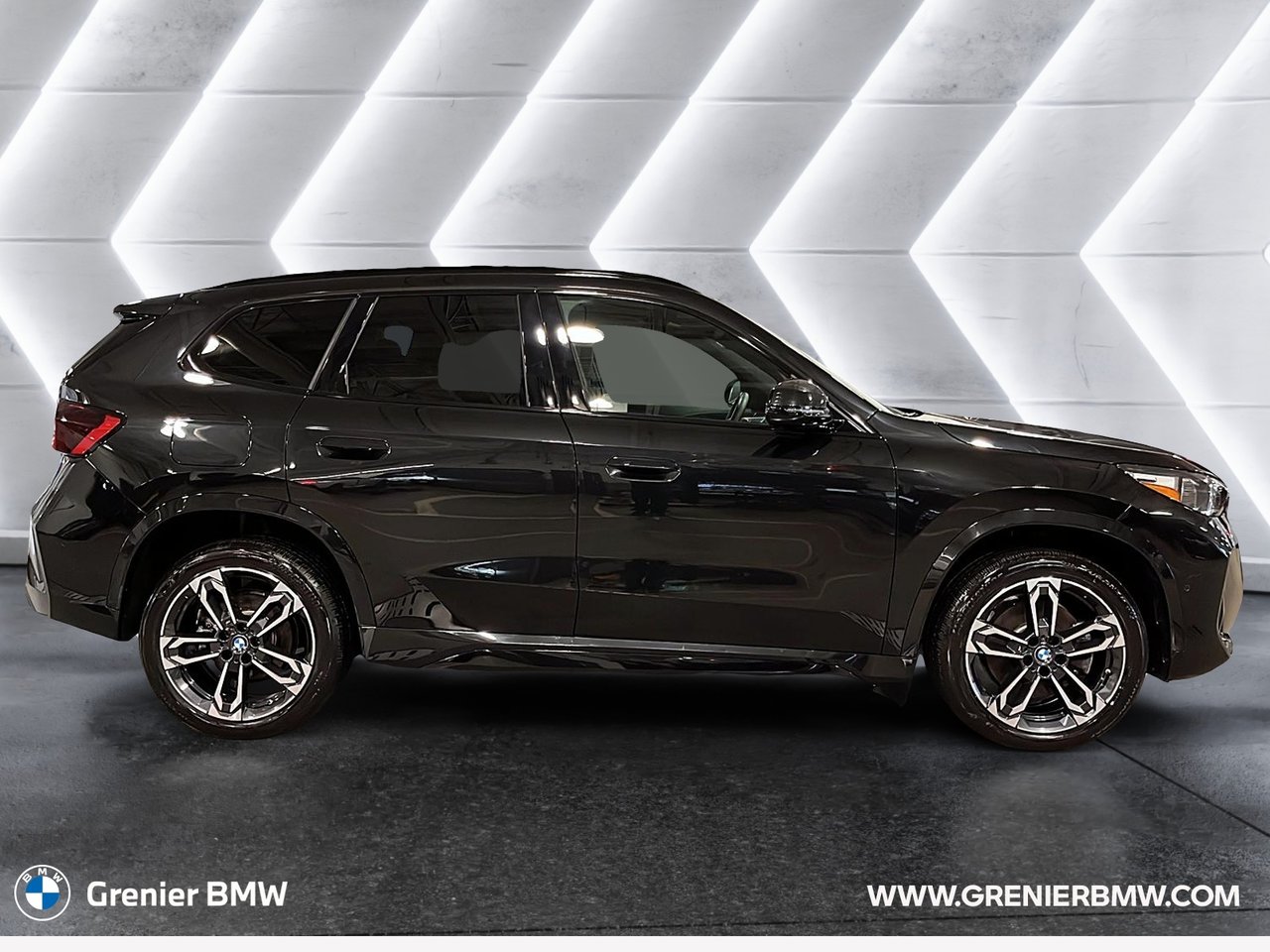 2023 BMW X1