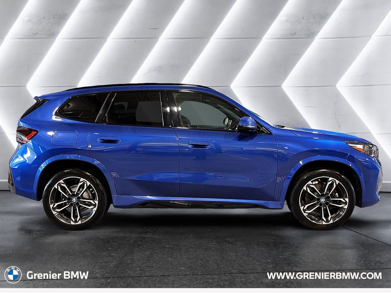 2023 BMW X1