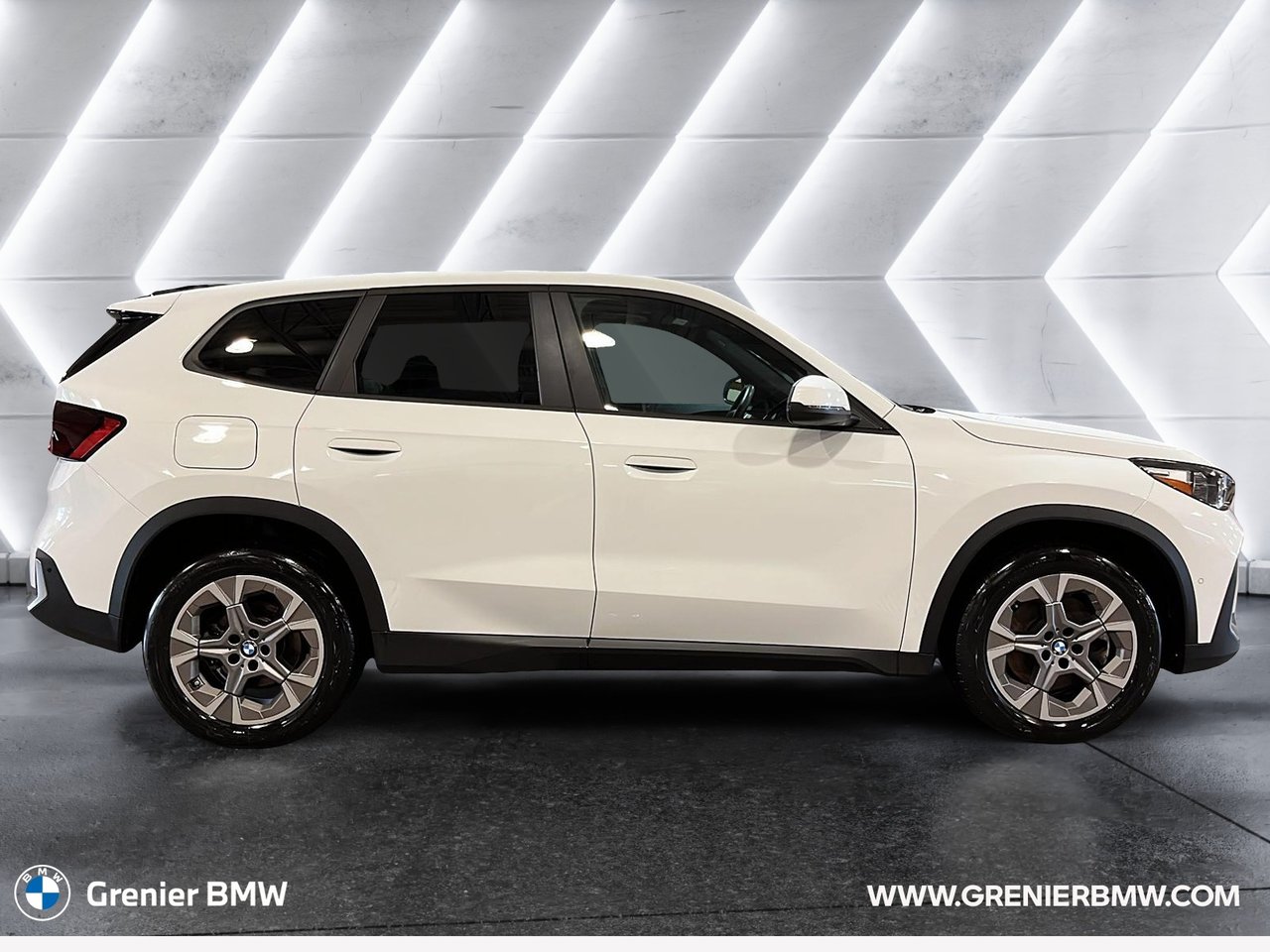 2025 BMW X1