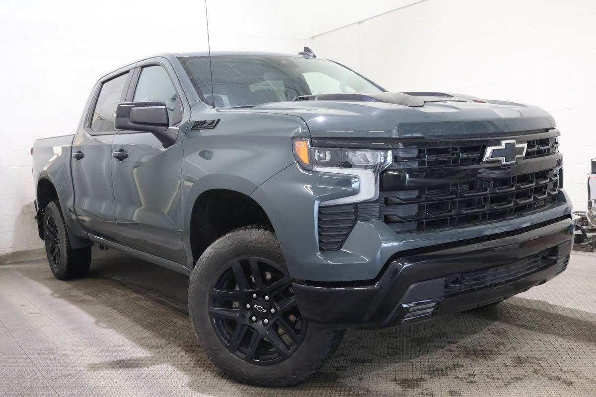 GREY-GREEN 2025 Chevrolet Silverado 1500 Pickup Truck Four-Wheel Drive Automatic
