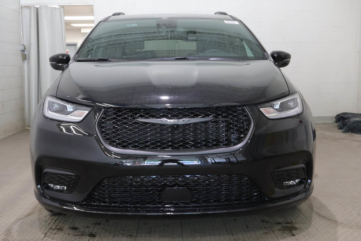Chrysler Pacifica 2026