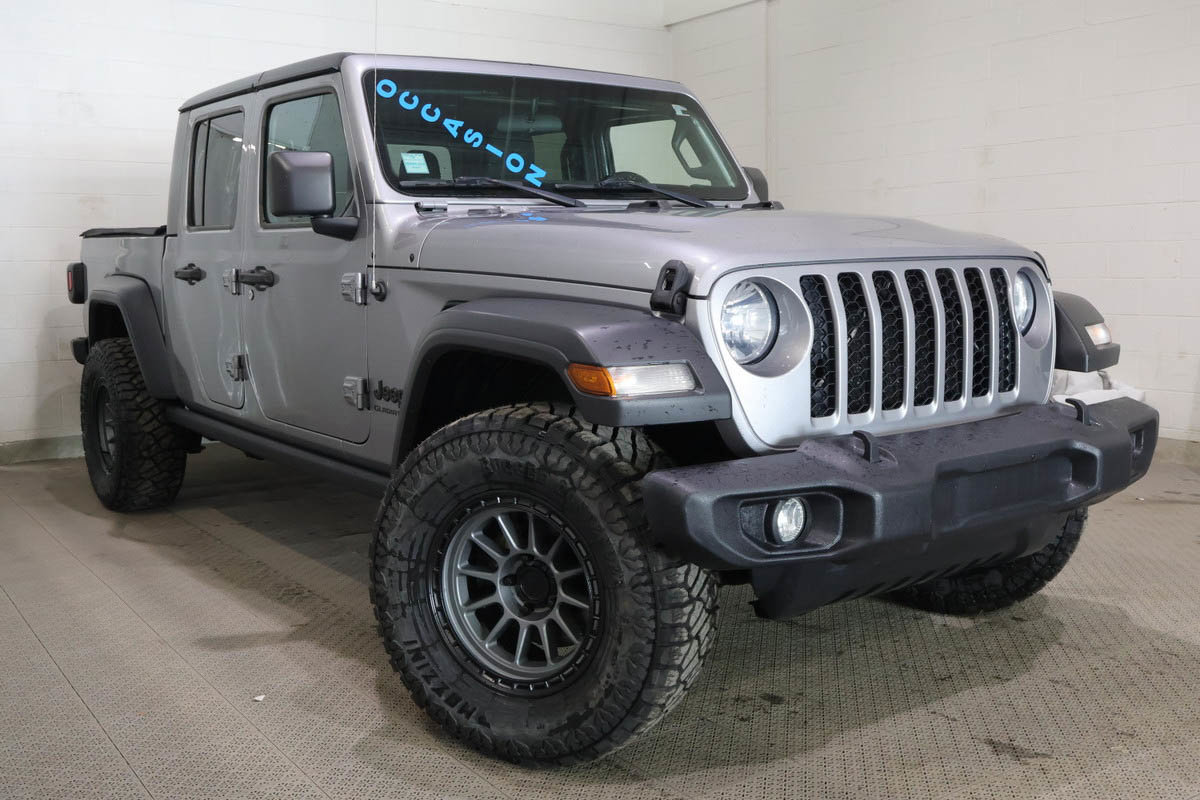 Gray 2020 Jeep Gladiator Sport S Crew Cab 4WD Pickup Truck Four-Wheel Drive Automatic