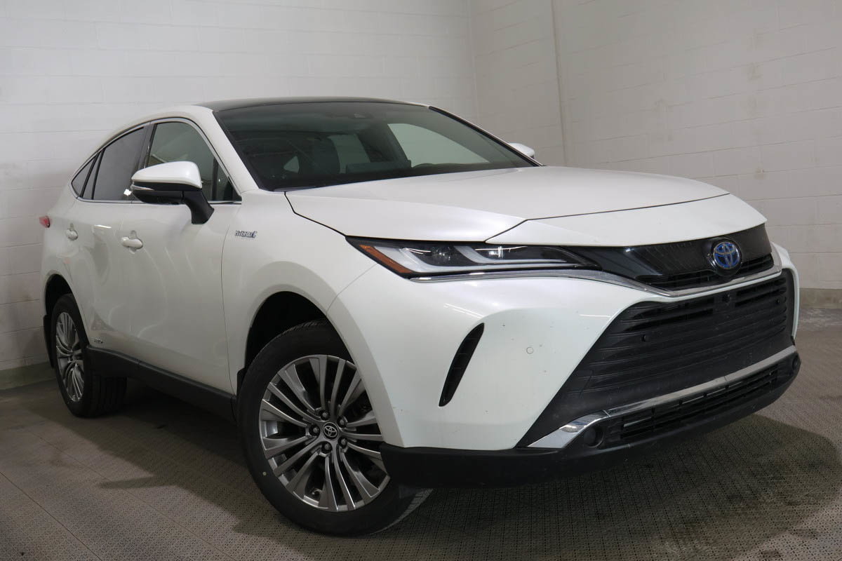 White 2021 Toyota Venza SUV / Crossover All-Wheel Drive Automatic