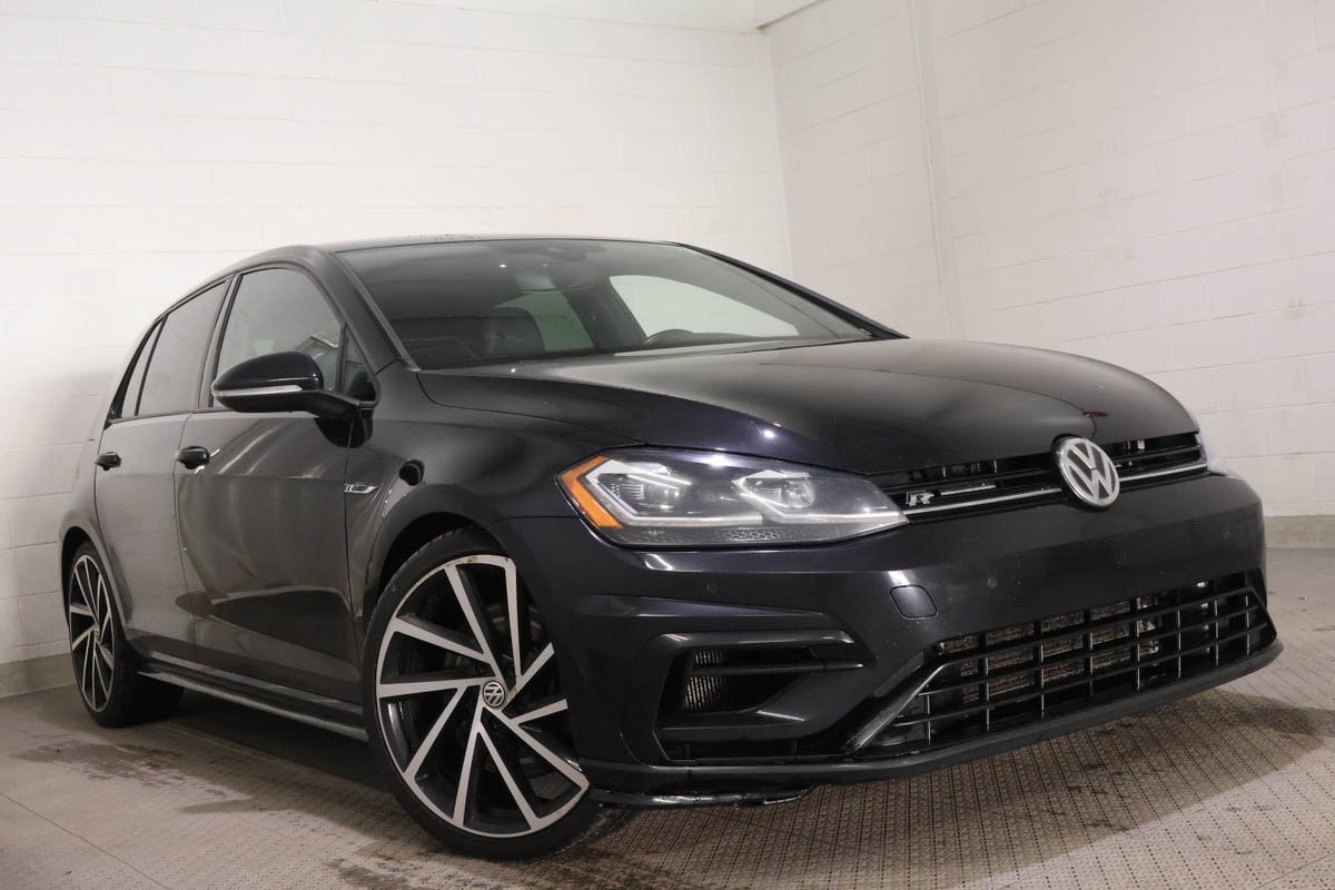 2018 Volkswagen Golf R 4-Door AWD