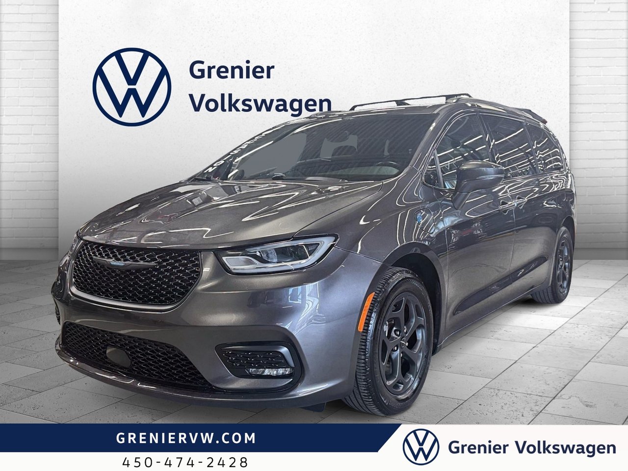 2021 Chrysler Pacifica Hybrid Touring Plus FWD