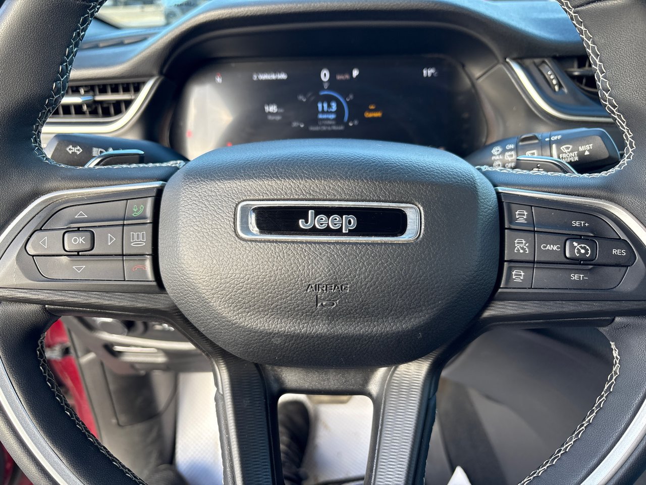 2023 Jeep Grand Cherokee L Altitude-15