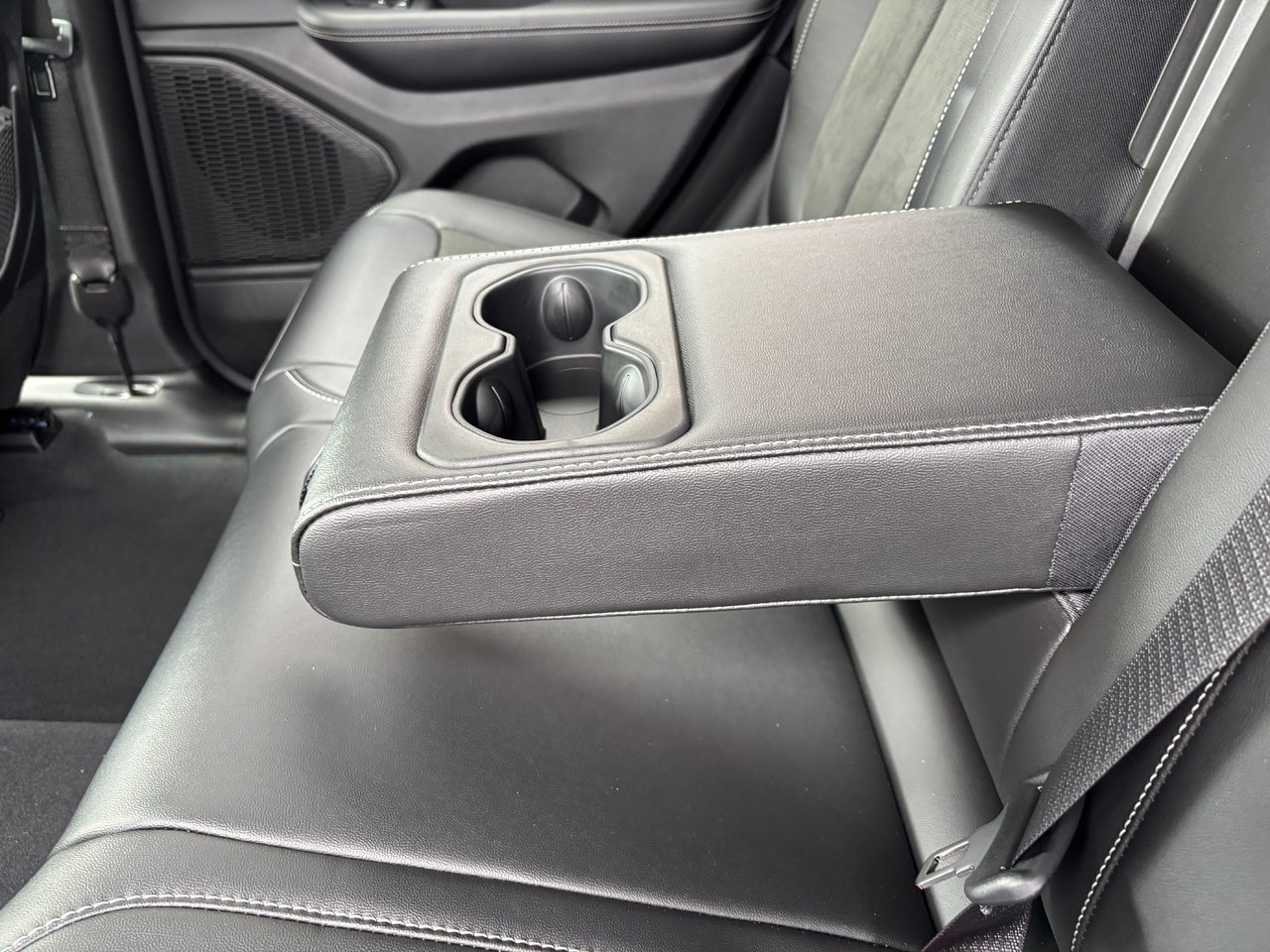 2025 Jeep Grand Cherokee LAREDO ALTITUDE-20