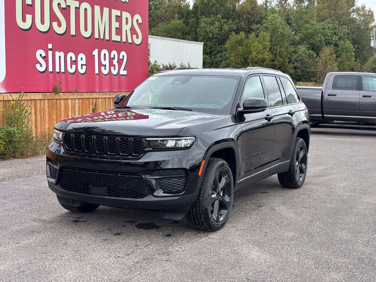 2025 Jeep Grand Cherokee LAREDO ALTITUDE-0