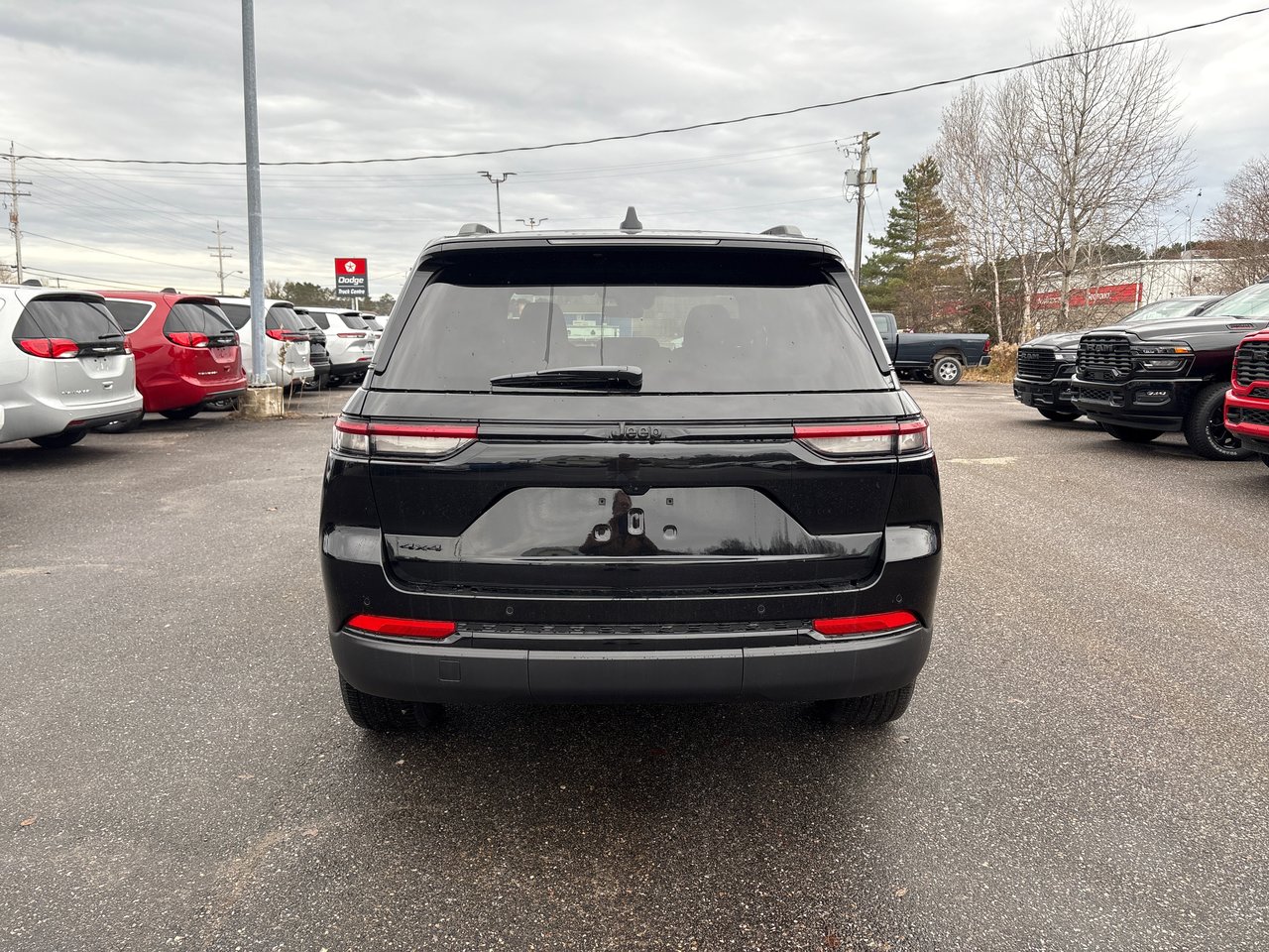 2025 Jeep Grand Cherokee LAREDO ALTITUDE-4