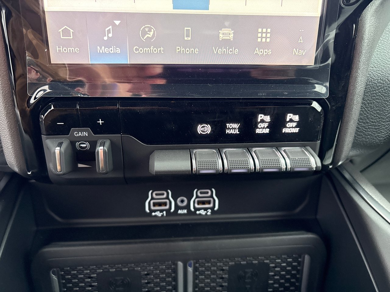 2026 Ram 2500 BIG HORN-13