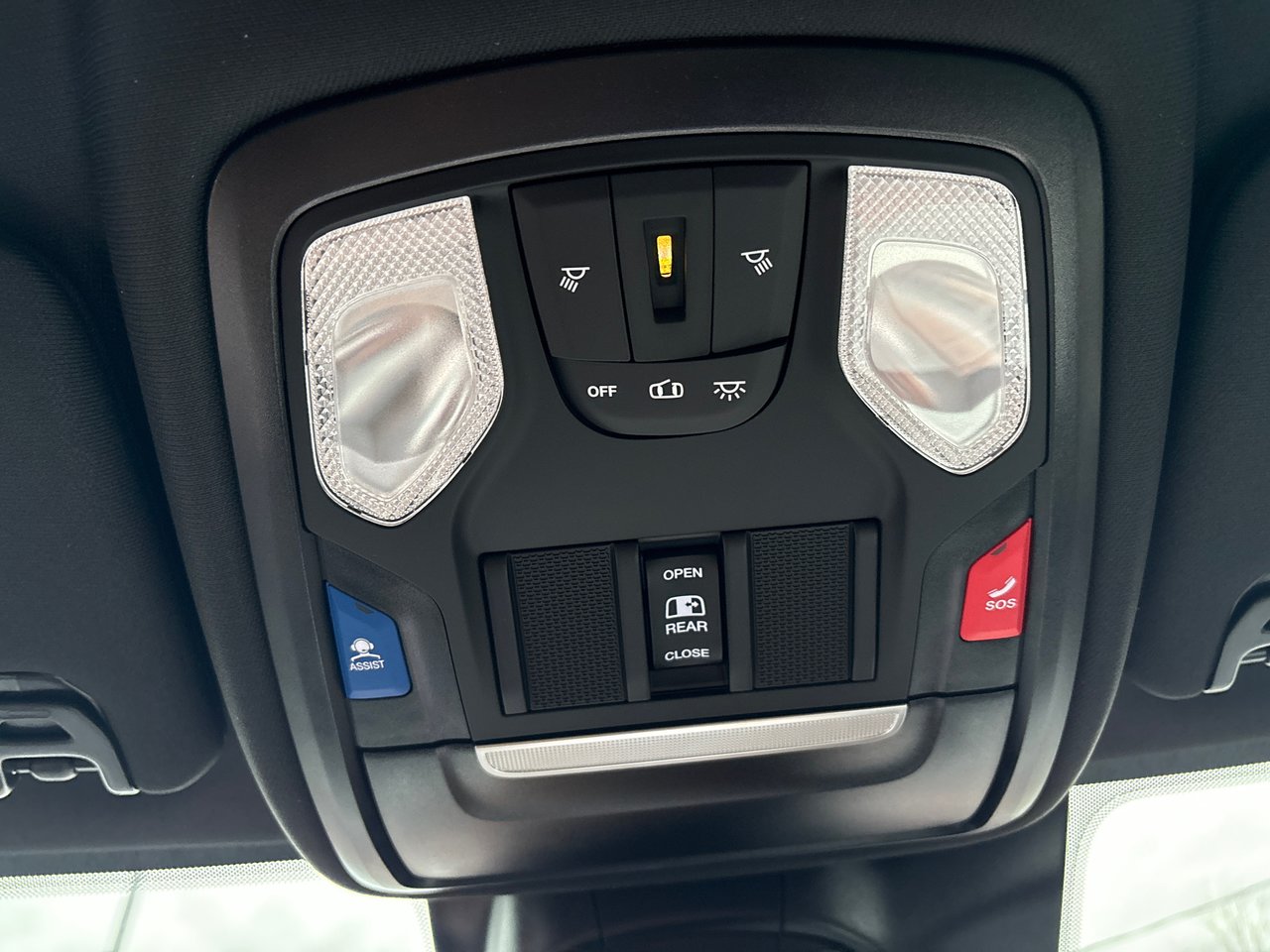 2026 Ram 2500 BIG HORN-18