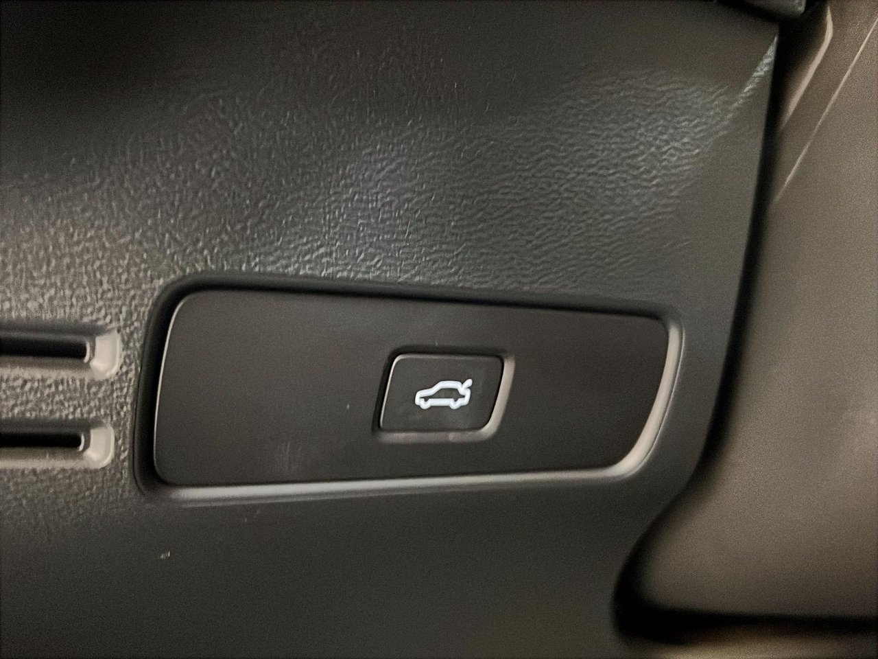 2024 Volvo C40 RECHARGE ULTIMATE CUIR TOIT PANO NAV-21