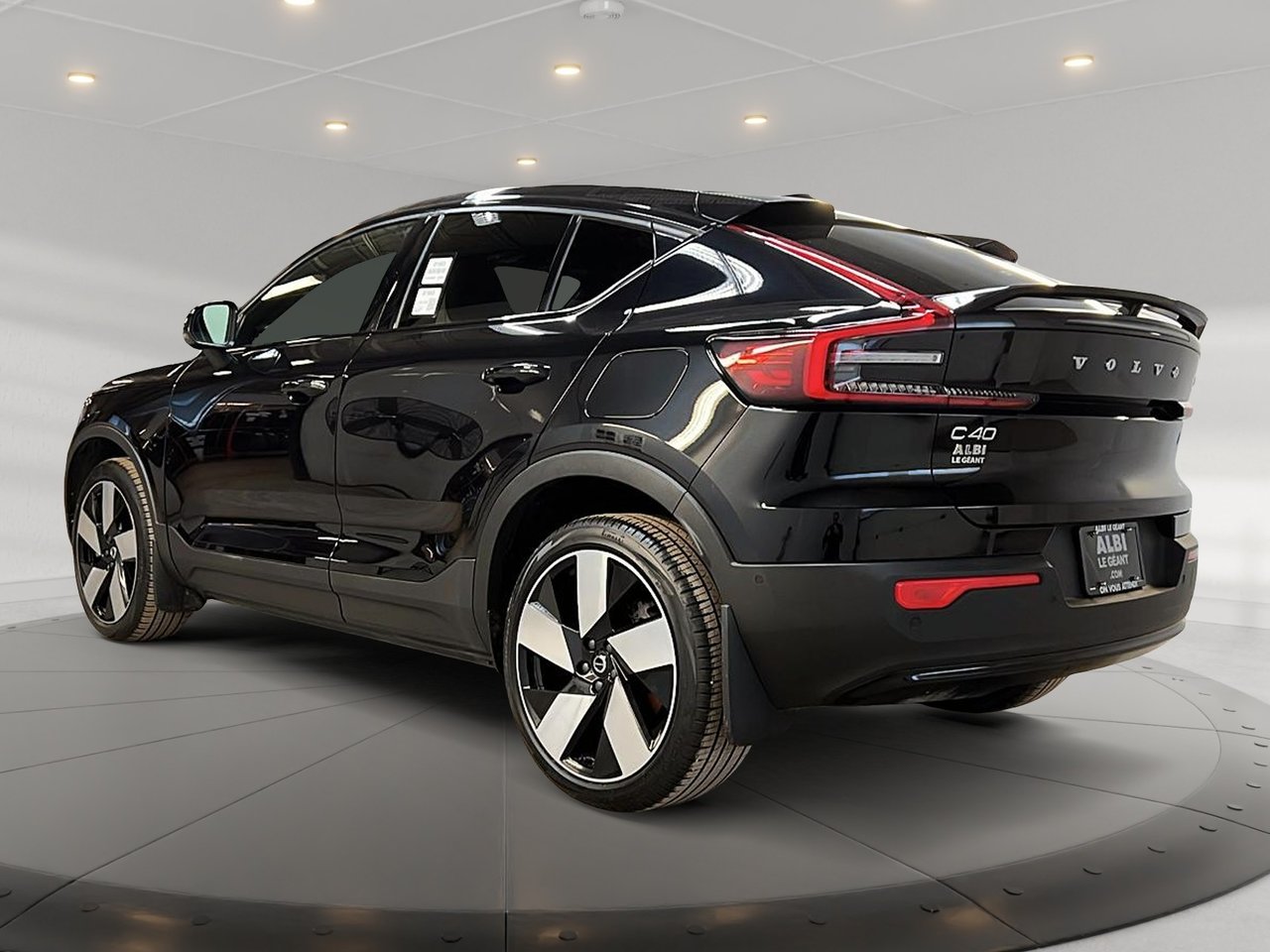Volvo C40 RECHARGE TWIN ULTIMATE 2024-5