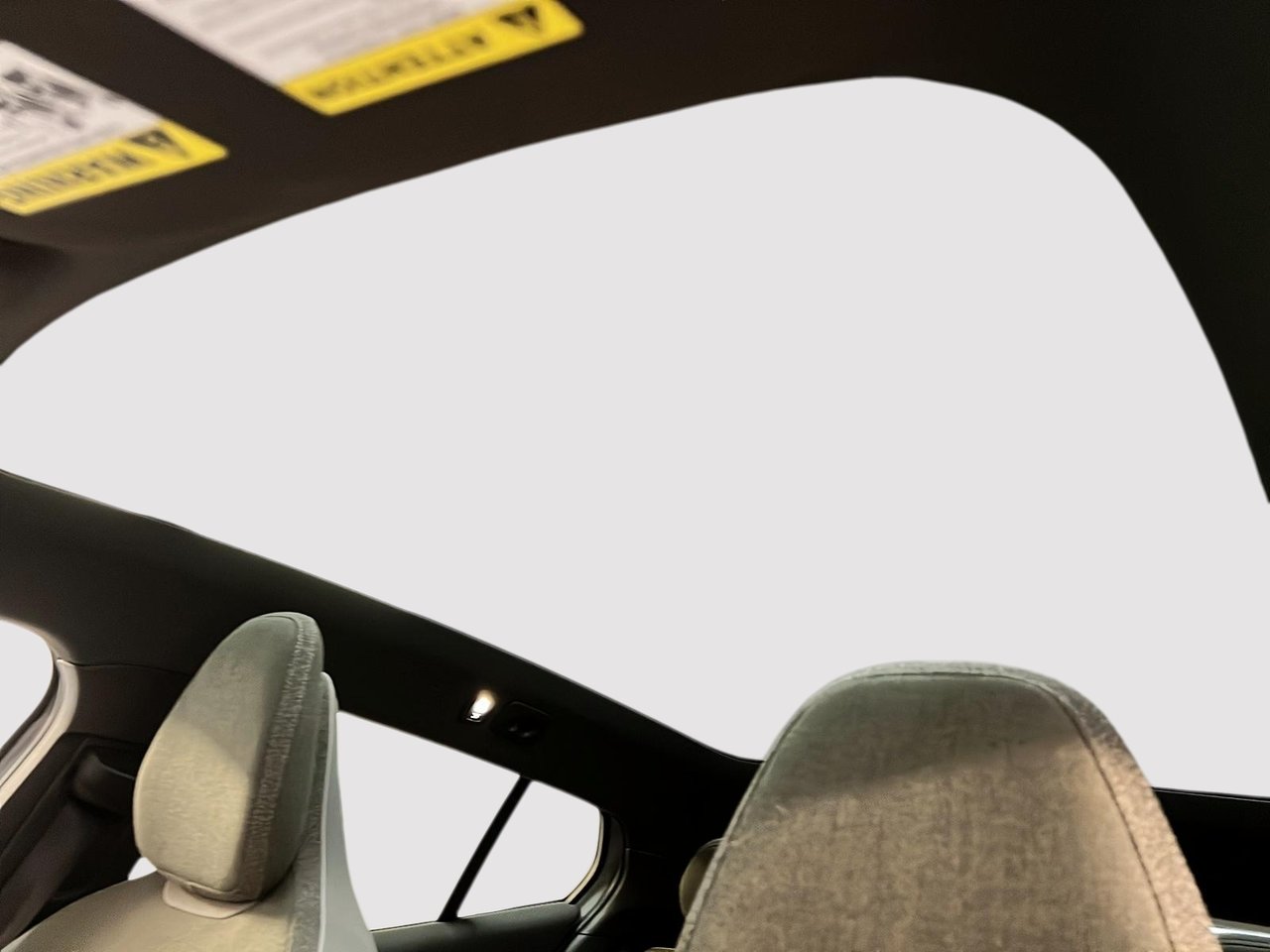 Volvo EX30 TWIN PLUS TOIT PANO NAV 4RM 2025-9