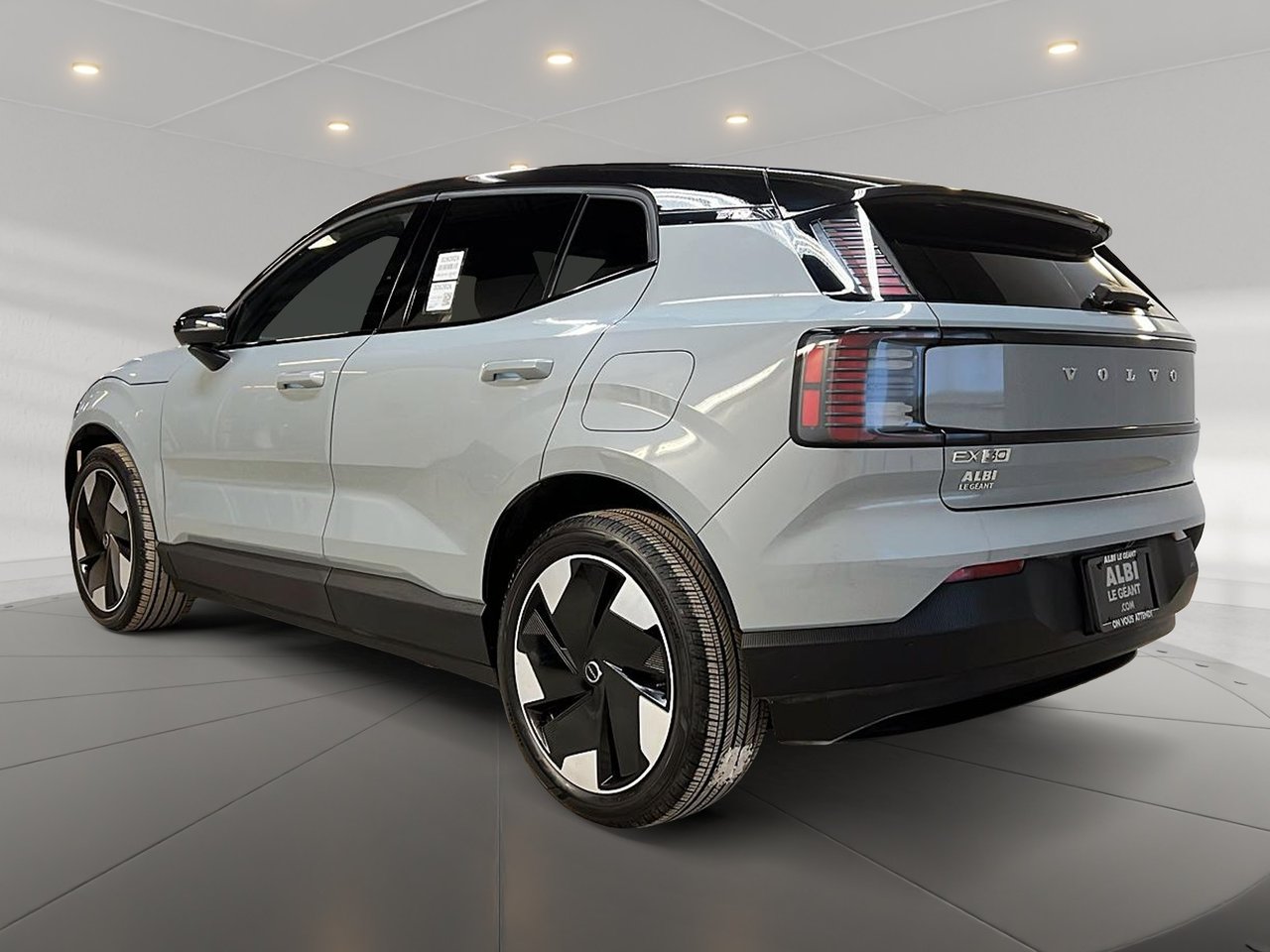 Volvo EX30 TWIN PLUS TOIT PANO NAV 4RM 2025-5