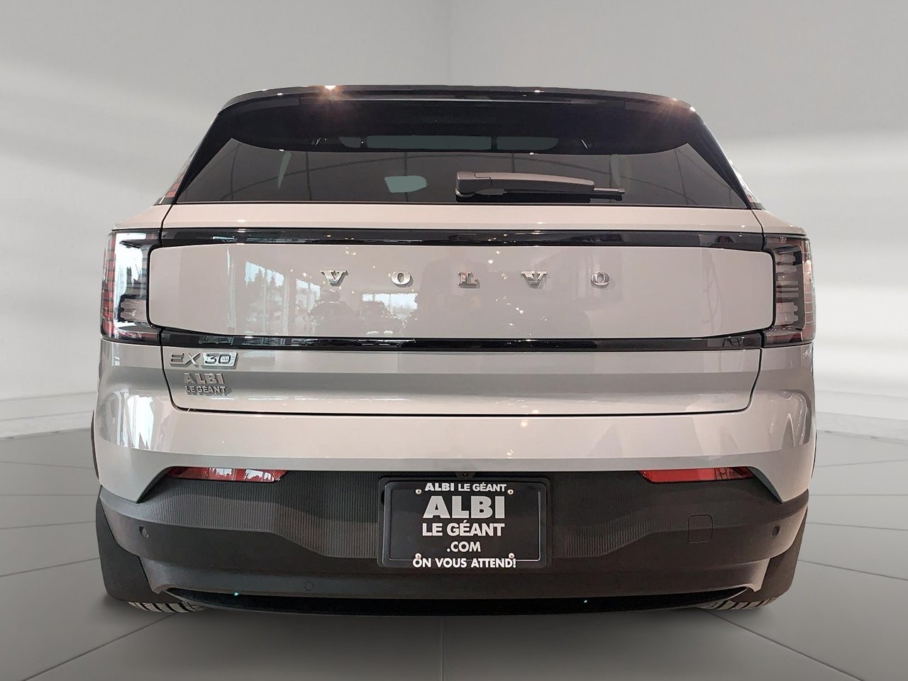 2025 Volvo EX30 TWIN PLUS 4RM-4