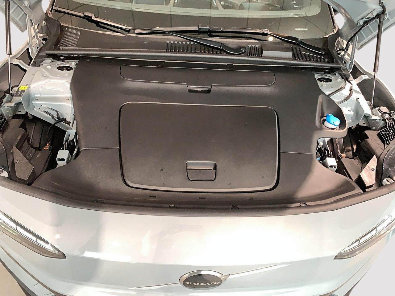 2025 Volvo EX30 TWIN PLUS 4RM-19