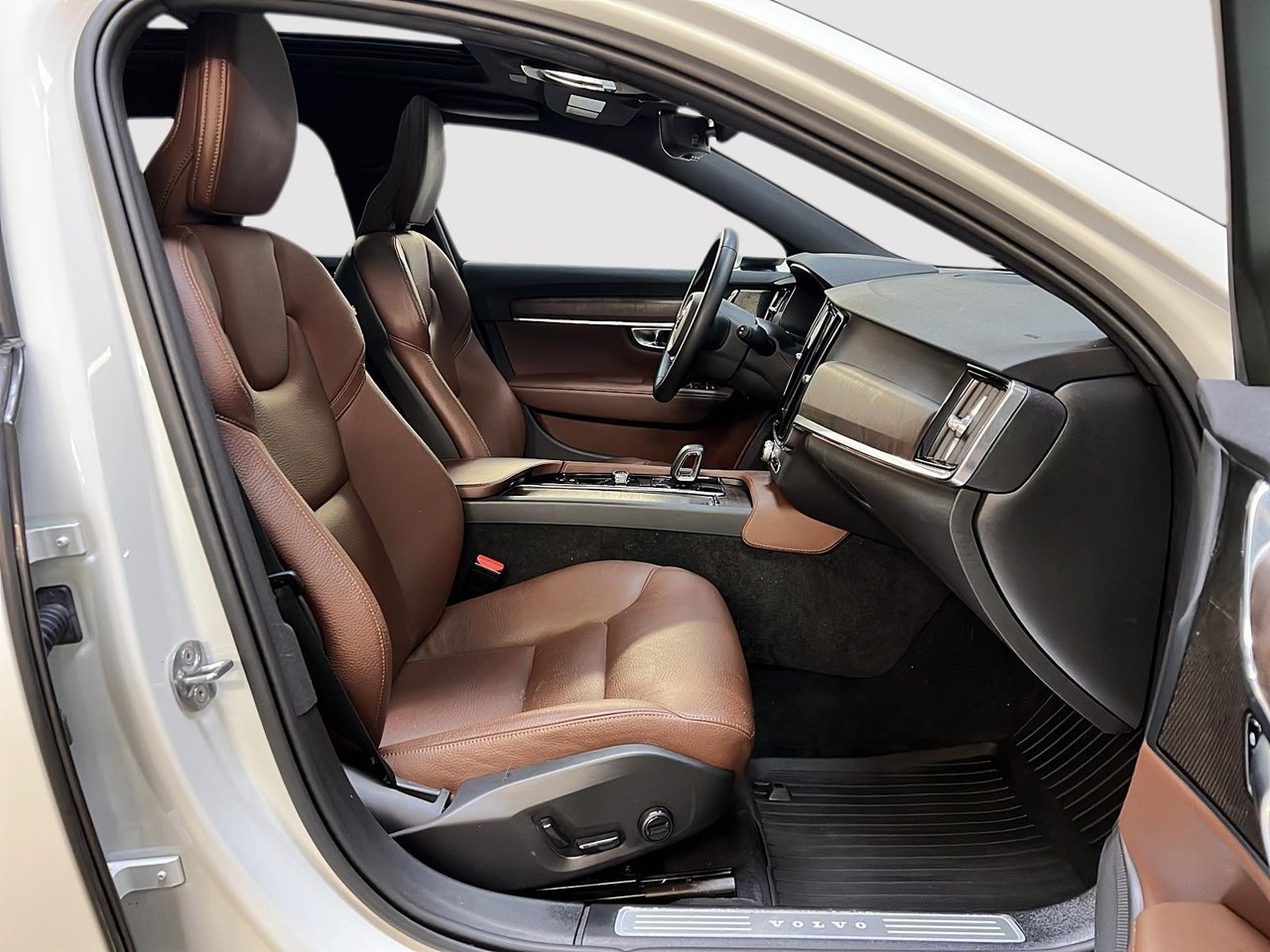 2023 Volvo V90 B6 CROSS COUNTRY PLUS CUIR TOIT PANO NAV 4RM-7