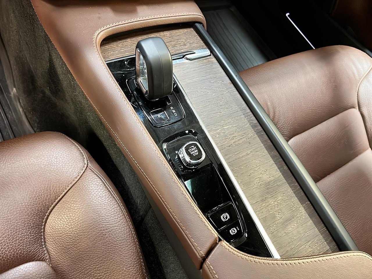 2023 Volvo V90 B6 CROSS COUNTRY PLUS CUIR TOIT PANO NAV 4RM-15