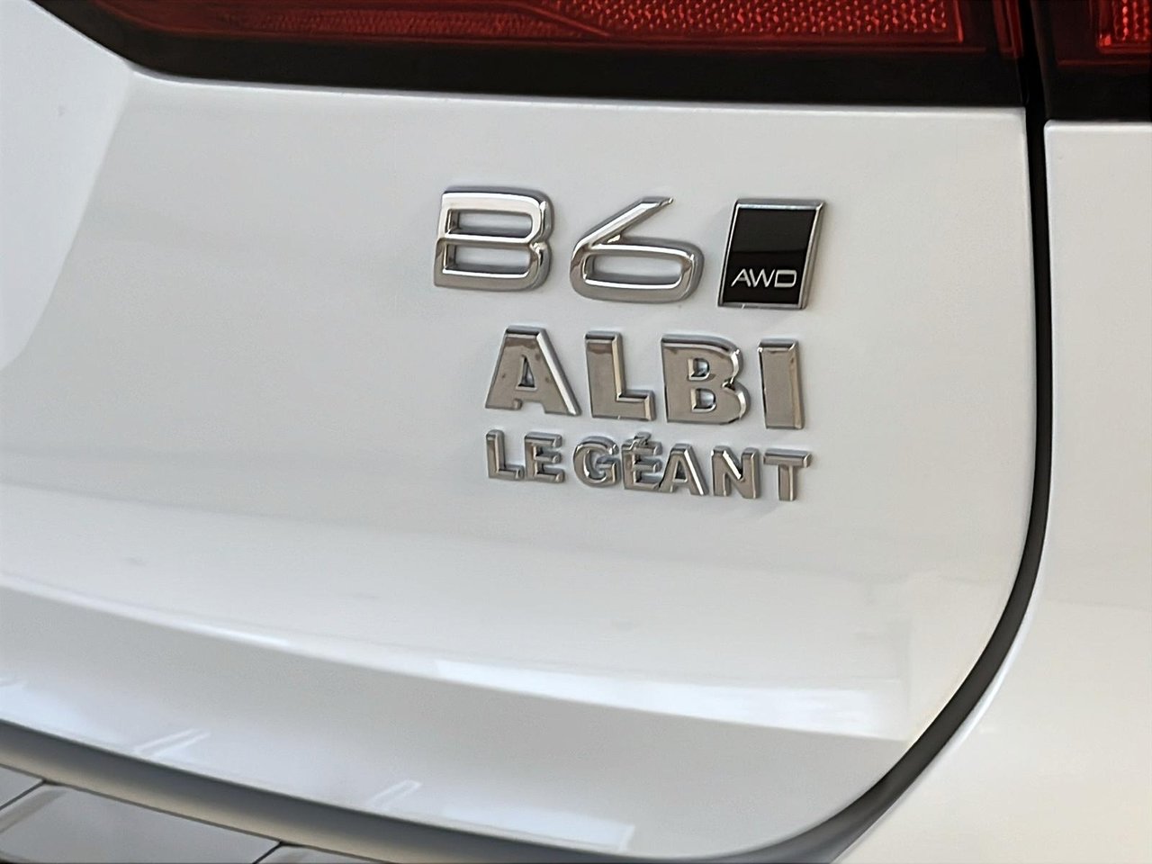 2023 Volvo V90 B6 CROSS COUNTRY PLUS CUIR TOIT PANO NAV 4RM-30