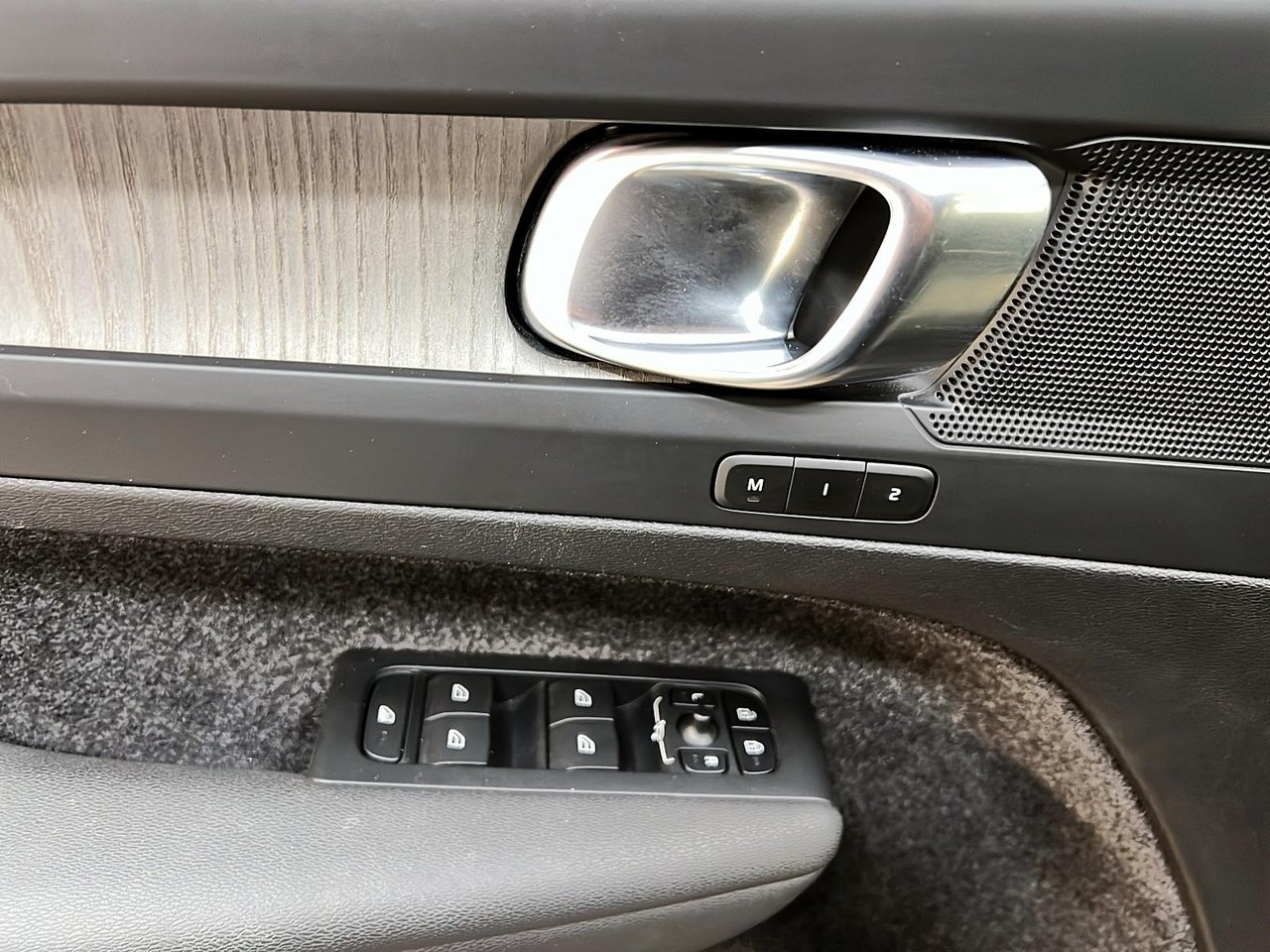 2023 Volvo XC40 B4 CORE CUIR NAV  4RM-22