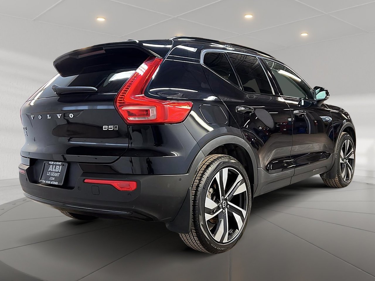 2024 Volvo XC40 B5 PLUS CUIR TOIT NAV 4RM-3