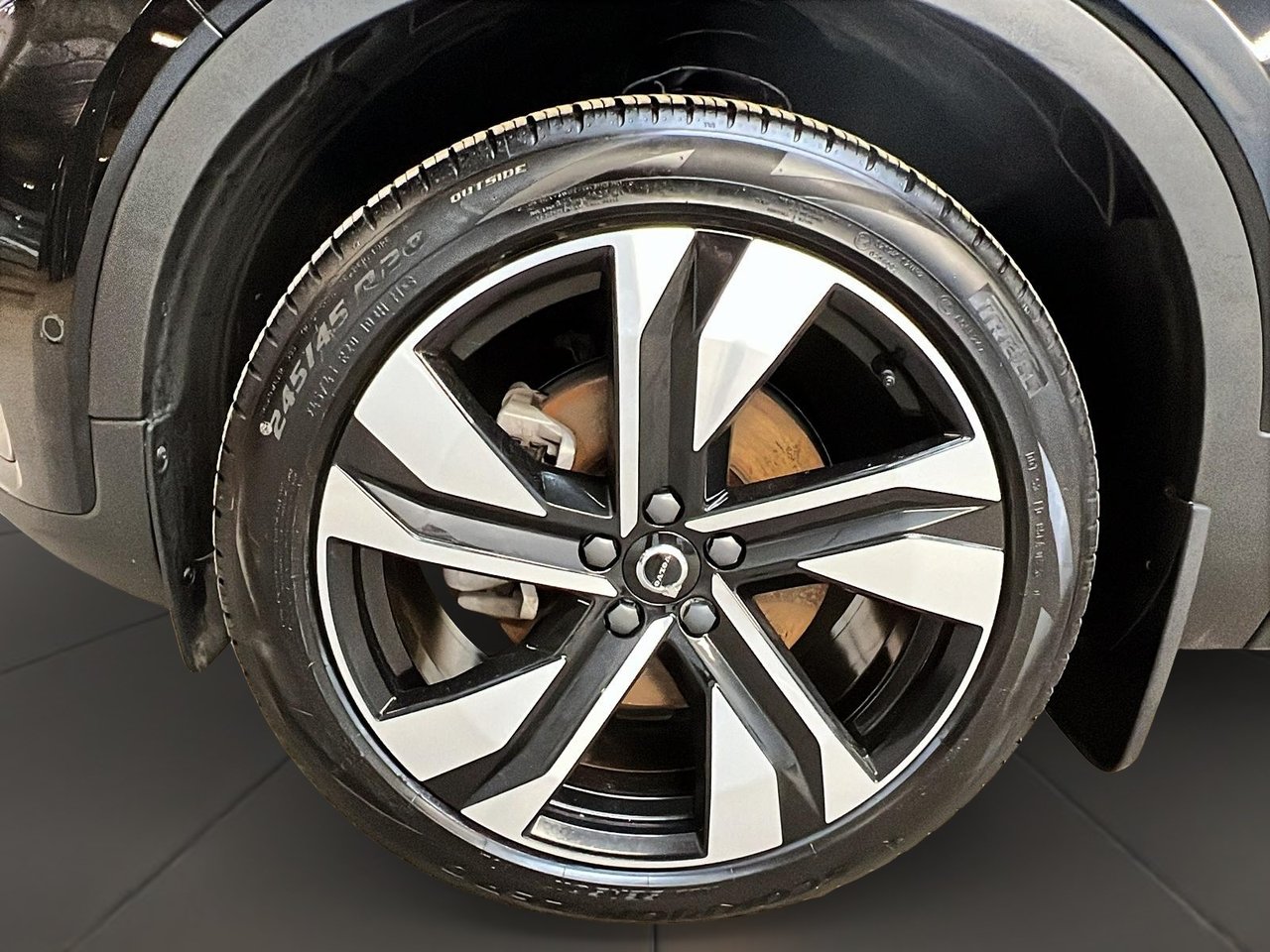 2024 Volvo XC40 B5 PLUS CUIR TOIT NAV 4RM-30