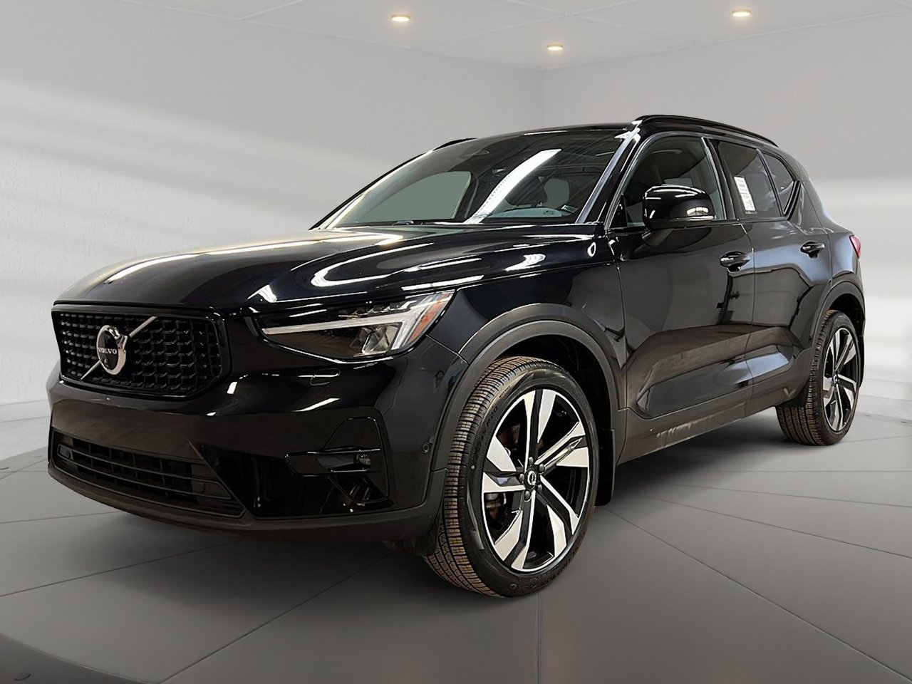2024 Volvo XC40 B5 PLUS CUIR TOIT NAV 4RM-0