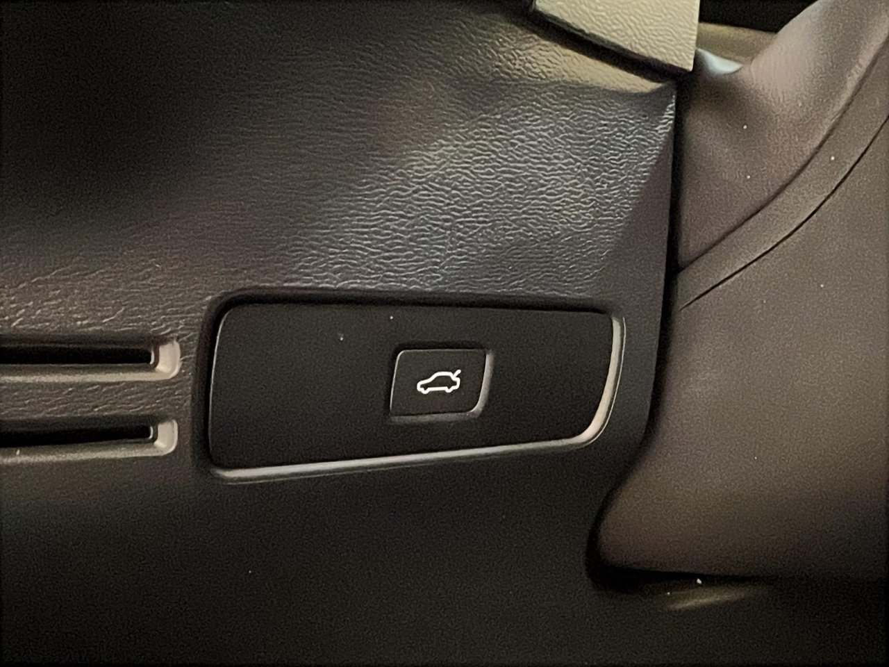 2024 Volvo XC40 B5 CORE CUIR NAV 4RM-21