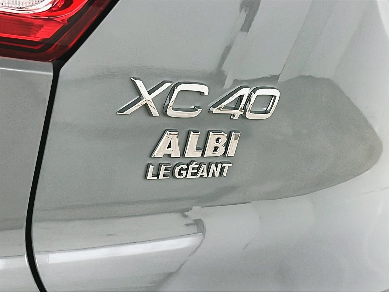2024 Volvo XC40 B5 PLUS CUIR TOIT PANO NAV 4RM-27
